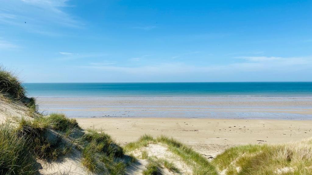 Maison Proche De La Mer, Normandie Surville  المظهر الخارجي الصورة